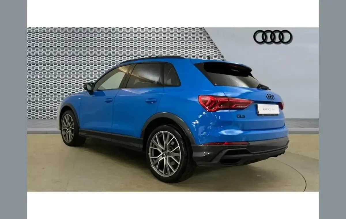 Used Audi Q3 Advanced 190 HP (139 kW) 2023 Blue SUV