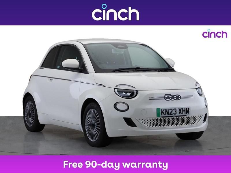 White Used 2023 Fiat 500e Icon Hatchback | £14,499 (Fair price) - Image 1/3