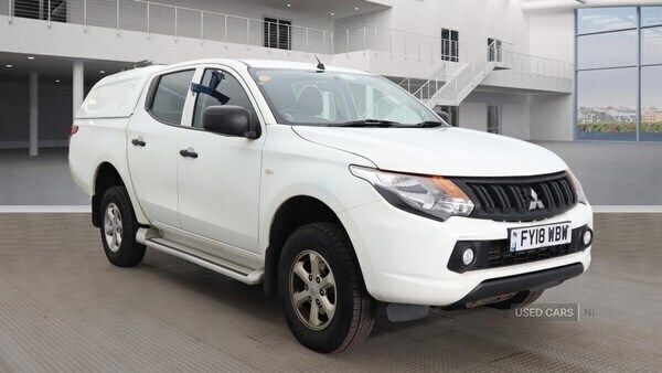 White Used 2018 Mitsubishi L200 Pickup | £11,995 (Super price) - Image 1/4