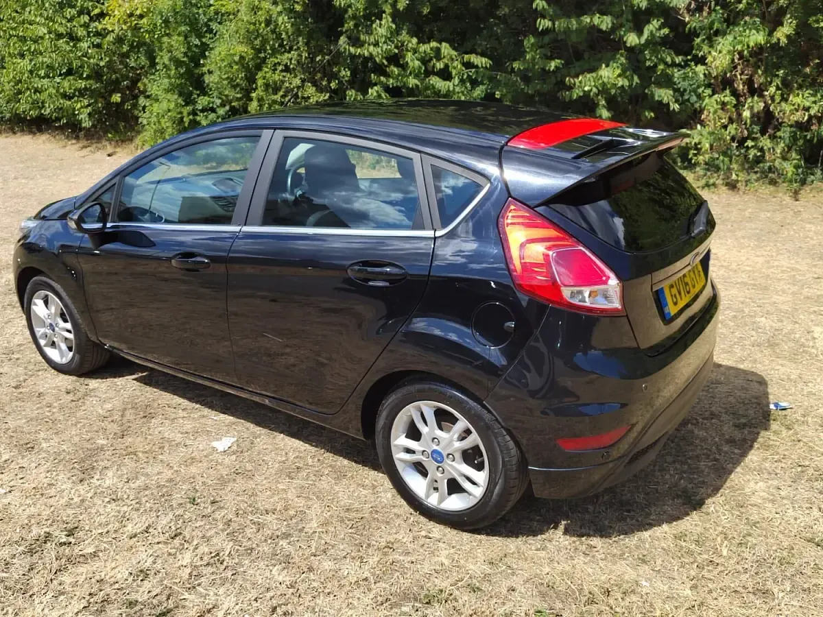 Used Ford Fiesta Zetec 2016 Black Hatchback