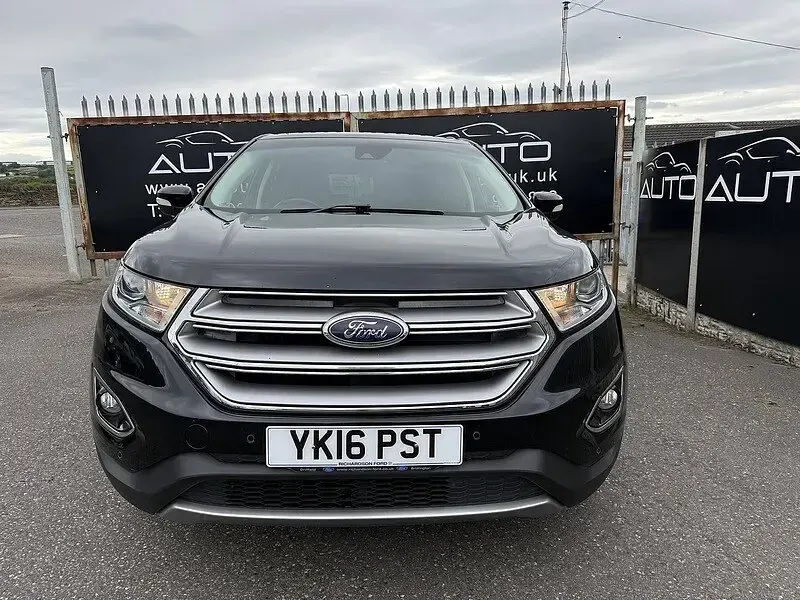 Used Ford Edge Titanium 180 HP (132 kW) 2016 Black SUV