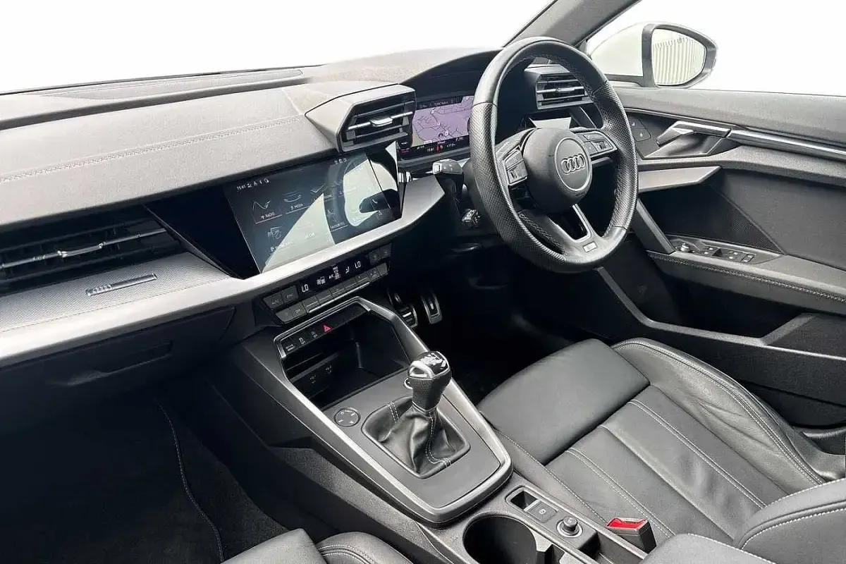 Used Audi A3 S-Line 150 HP (110 kW) 2023 White Sedan
