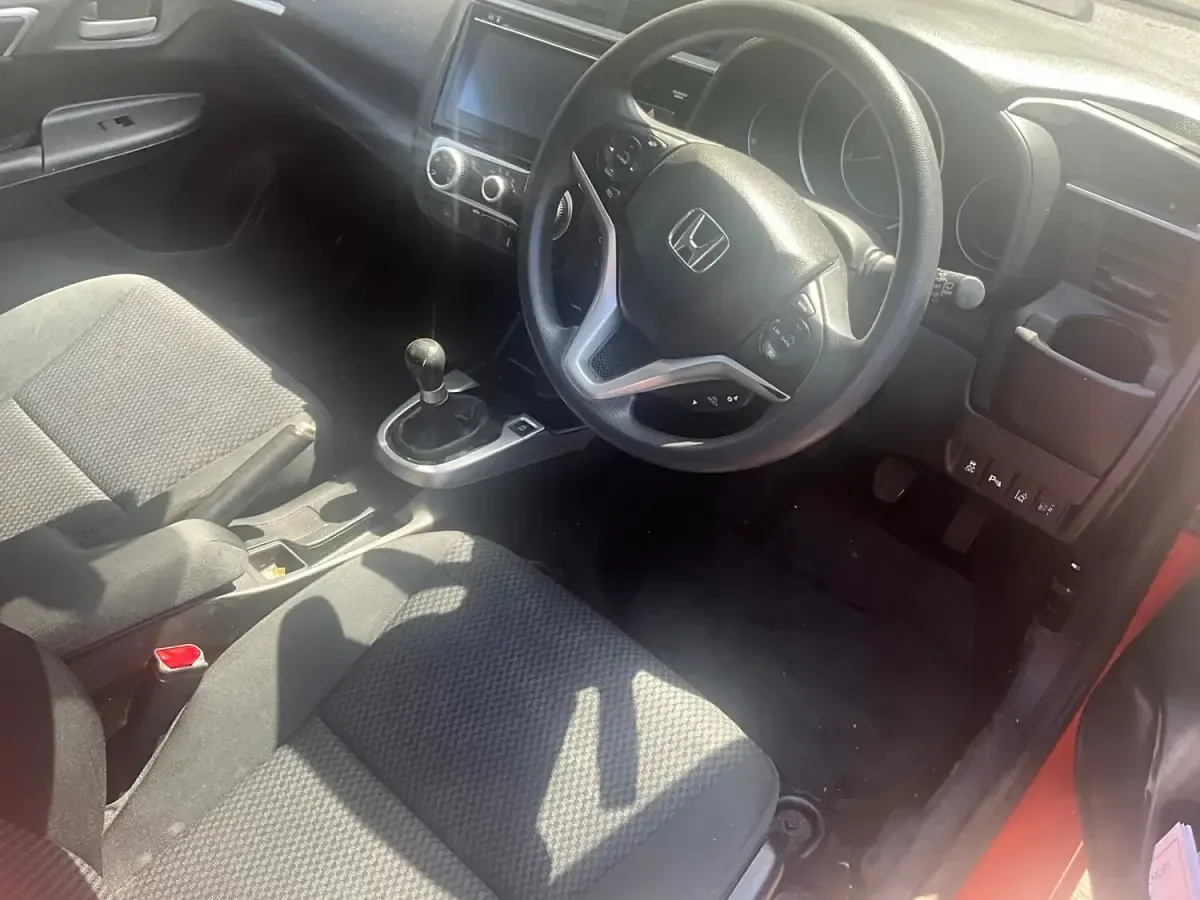 Used Honda Jazz SE 102 HP (75 kW) 2019 Orange Hatchback