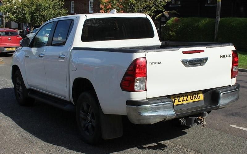 Used Toyota HiLux 150 HP (110 kW) 2024 Pickup