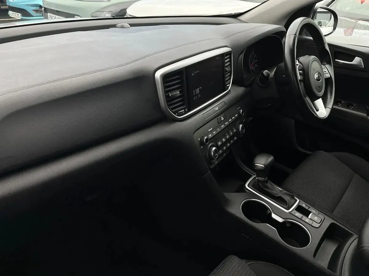 Used Kia Sportage 134 HP (98 kW) 2021 Silver SUV