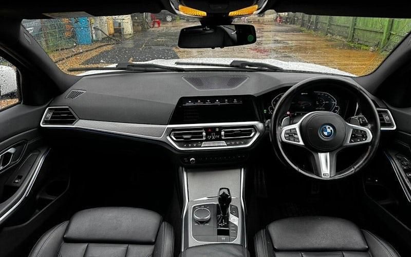 Used BMW 330e M Sport 292 HP (214 kW) 2022 Estate