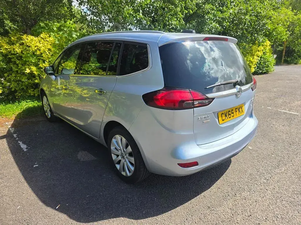 Used Vauxhall Zafira Tourer 140 HP (102 kW) 2015 Silver MPV