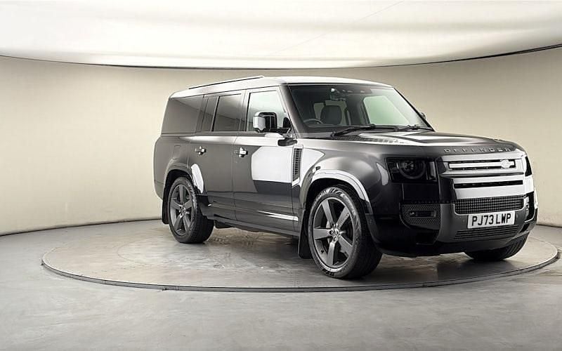 Używany Land Rover Defender S 300 KM (220 kW) 2023 SUV