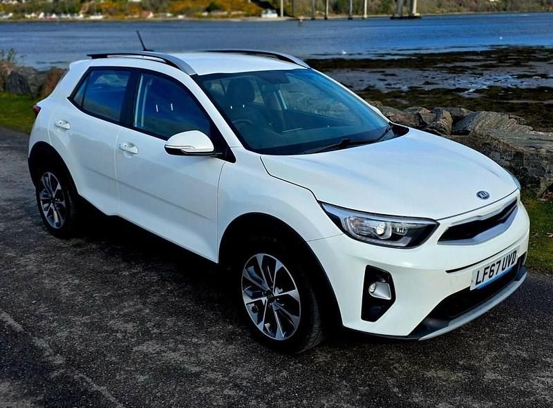 Used Kia Stonic 108 HP (79 kW) 2017 White SUV