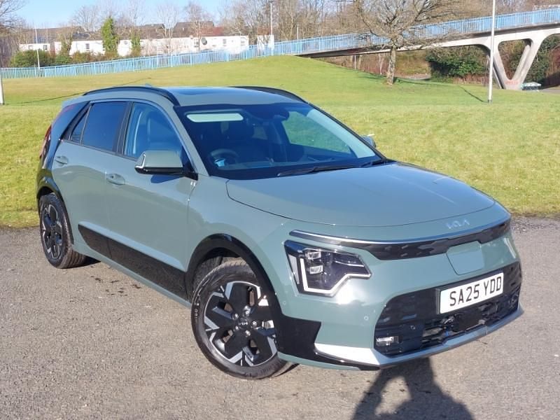 Used Kia e-Niro 150 kW (204 HP) 2025 Green SUV