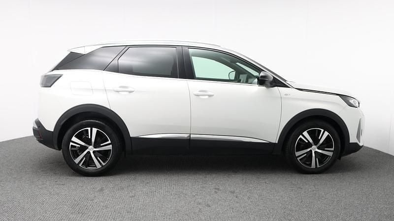 Used Peugeot 3008 GT 129 HP (94 kW) 2023 White SUV