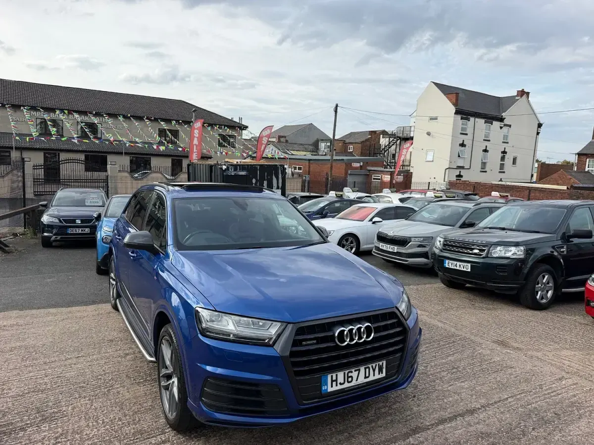 Used Audi Q7 S-Line 2017 Blue SUV