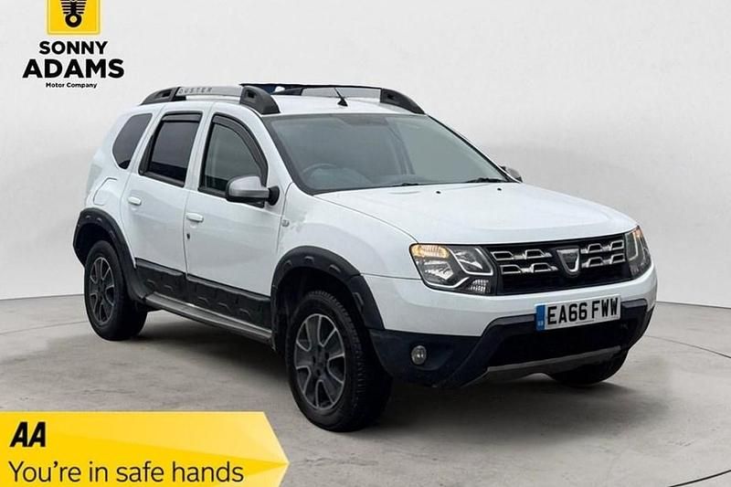 Used Dacia Duster Prestige 125 HP (91 kW) 2016 White SUV