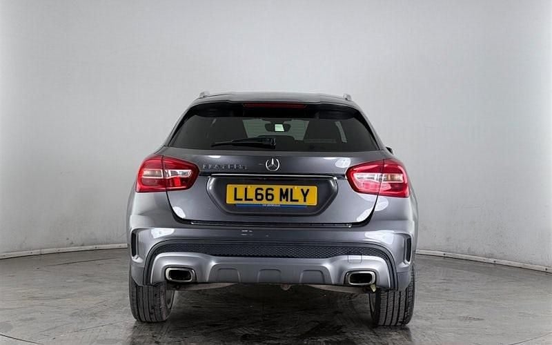 Used Mercedes GLA200 AMG line 136 HP (100 kW) 2016 Grey SUV