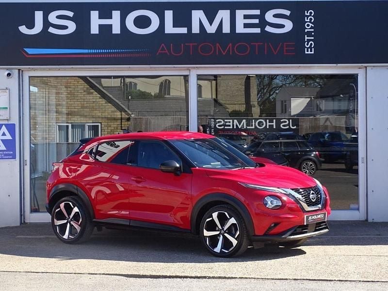 Red Used 2021 Nissan Juke Tekna SUV | £14,550 (A bit pricey) - Image 1/4