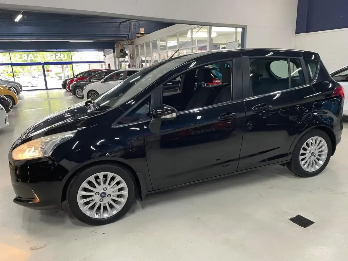 Usado Ford B-MAX Titanium 120 HP (88 kW) 2012 Preto Monovolume