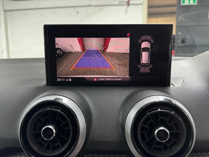 Used Audi Q2 S-Line 150 HP (110 kW) 2021 White SUV