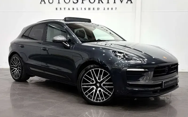 Used Porsche Macan 265 HP (194 kW) 2025 SUV