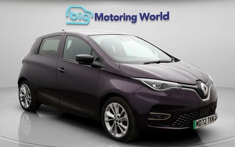 Used Renault Zoe Iconic 100 kW (136 HP) 2024 Hatchback
