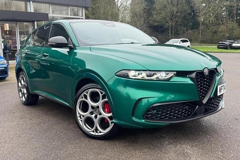 Used Alfa Romeo Tonale 160 HP (117 kW) 2024 Green/black SUV