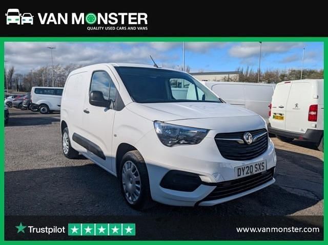 Used Vauxhall Combo Sportive 100 HP (73 kW) 2020 White MPV