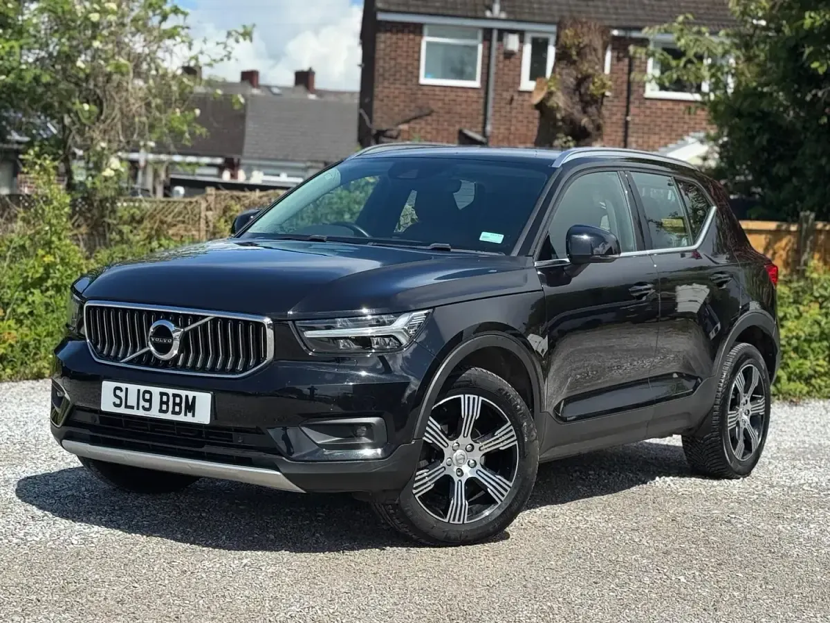 Used Volvo XC40 Inscription 2019 Black SUV