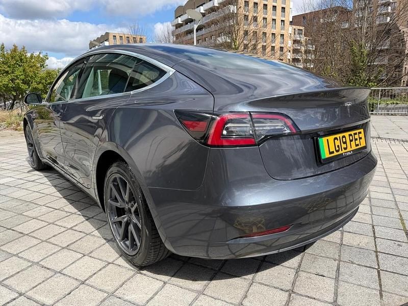 Used Tesla Model 3 Standard Range 239 kW (325 HP) 2019 Grey Sedan