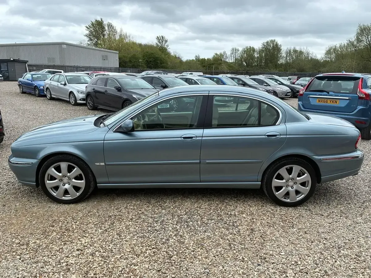 Used Jaguar X-type SE 2005 Blue Sedan