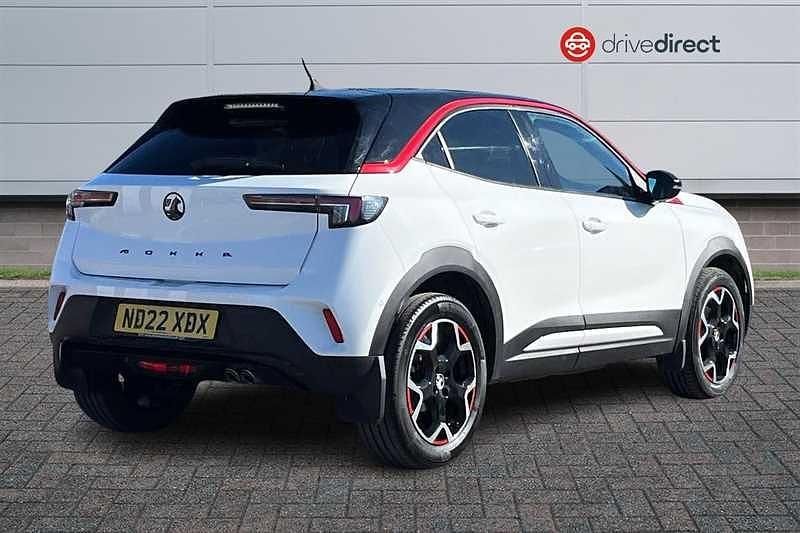 Used Vauxhall Mokka SRi 131 HP (96 kW) 2022 White SUV