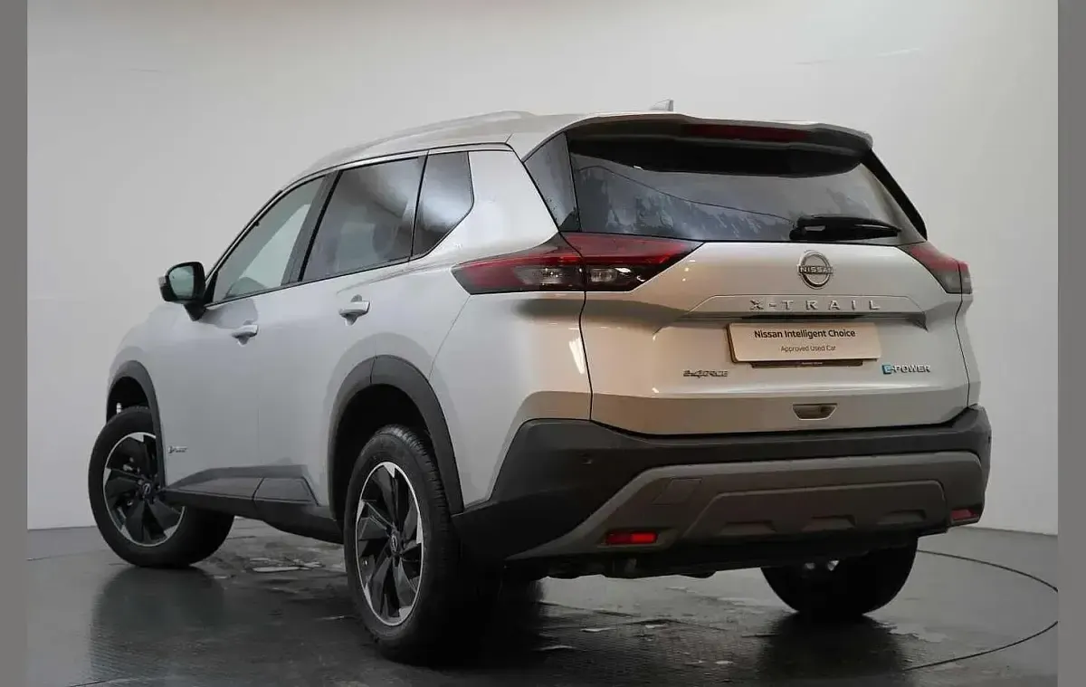 Used Nissan X-Trail N-Connecta 213 HP (156 kW) 2025 Silver SUV