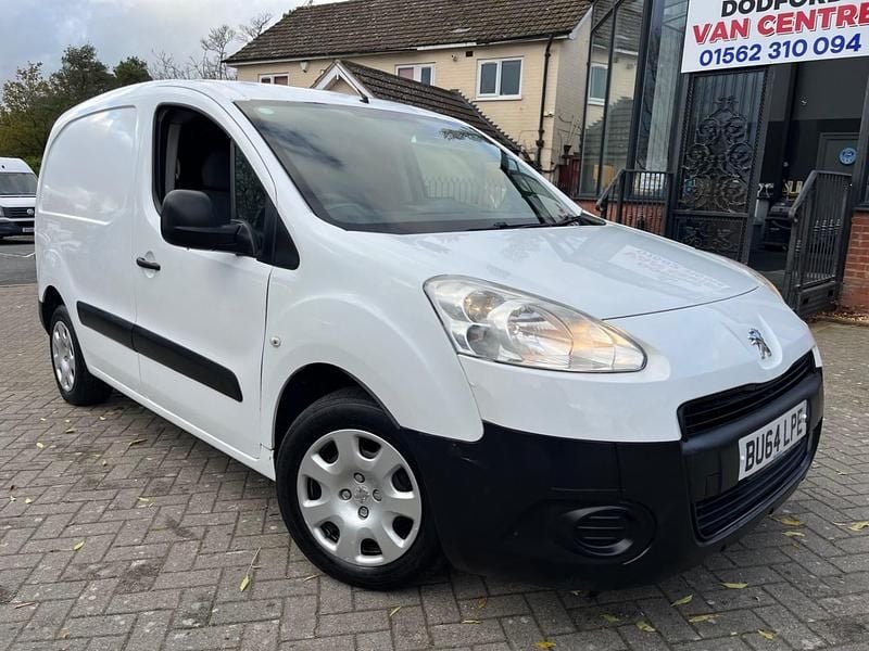 White Used 2014 Peugeot Partner Van | £3,450 (Fair price) - Image 1/4
