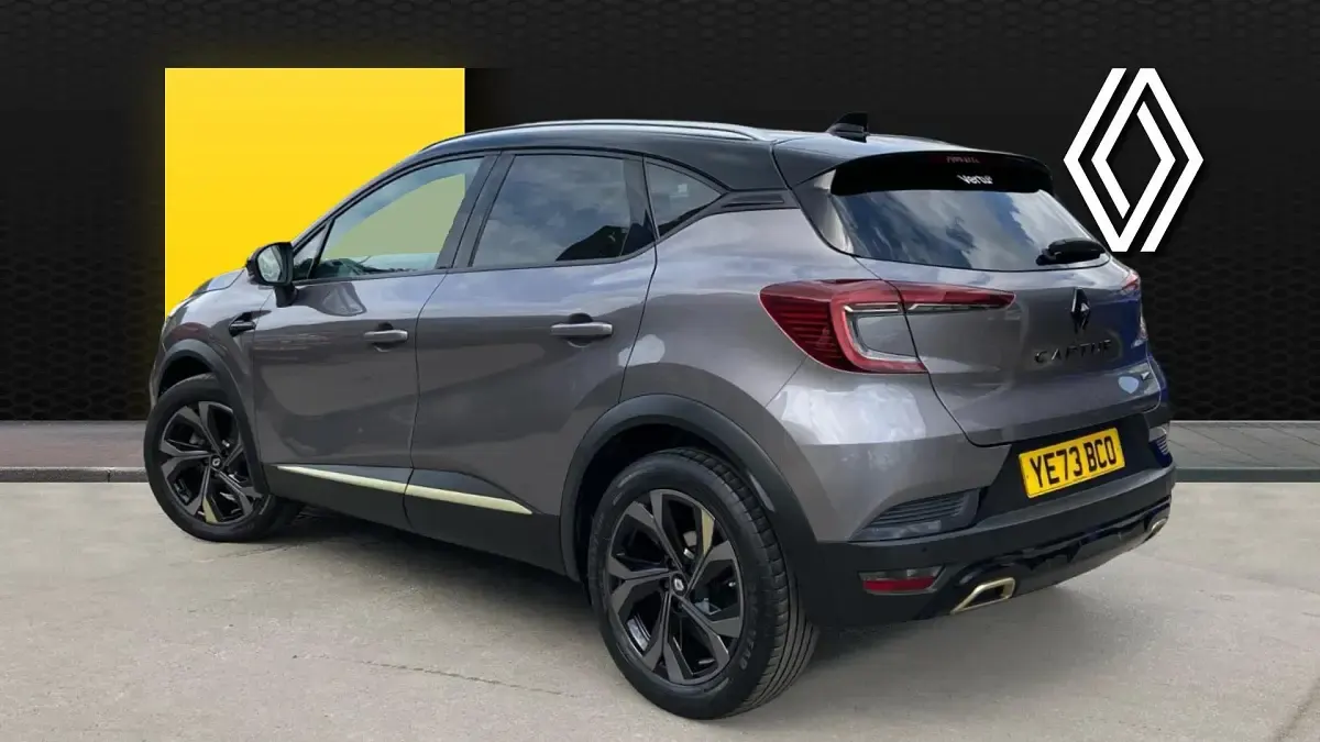Used Renault Captur Engineered 142 HP (104 kW) 2023 Grey/black SUV
