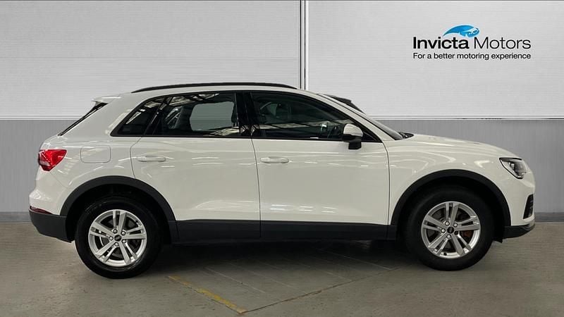 Used Audi Q3 Design 245 HP (180 kW) 2022 White SUV