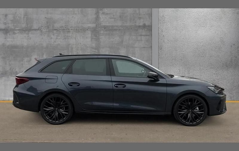 New Cupra Leon 200 HP (147 kW) 2026 Grey Estate