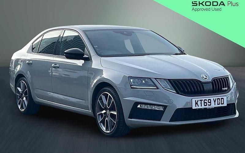 Used Skoda Octavia vRS 245 HP (180 kW) 2018 Hatchback