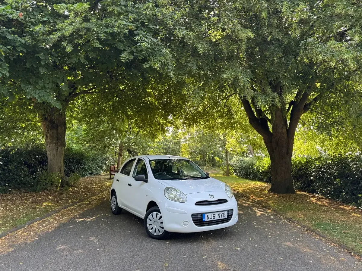 Used Nissan Micra Visia 98 HP (72 kW) 2011 White Hatchback