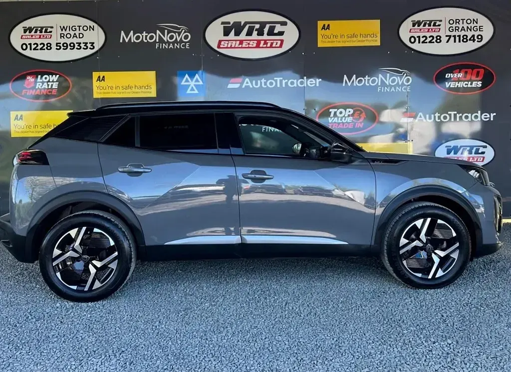 Second-hand Peugeot 2008 GT 130 CP (95 kW) 2023 Gri SUV