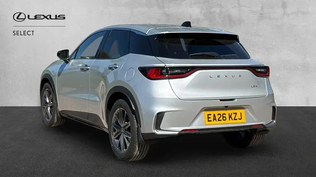 Used Lexus LBX 136 HP (100 kW) 2026 Silver SUV