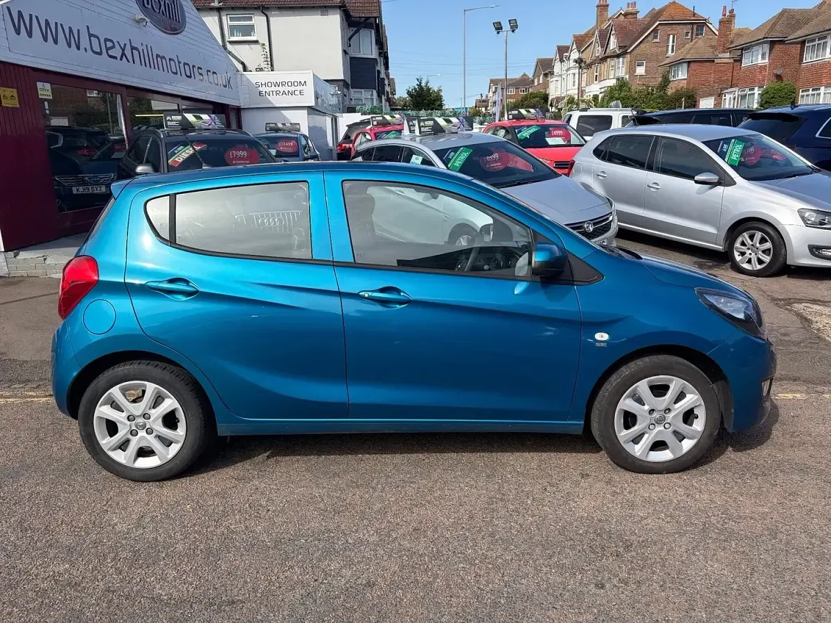 Used Vauxhall Viva 73 HP (53 kW) 2019 Blue Hatchback