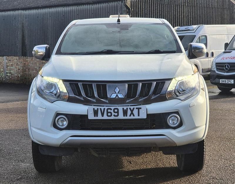 Used Mitsubishi L200 Warrior 2019 White Pickup