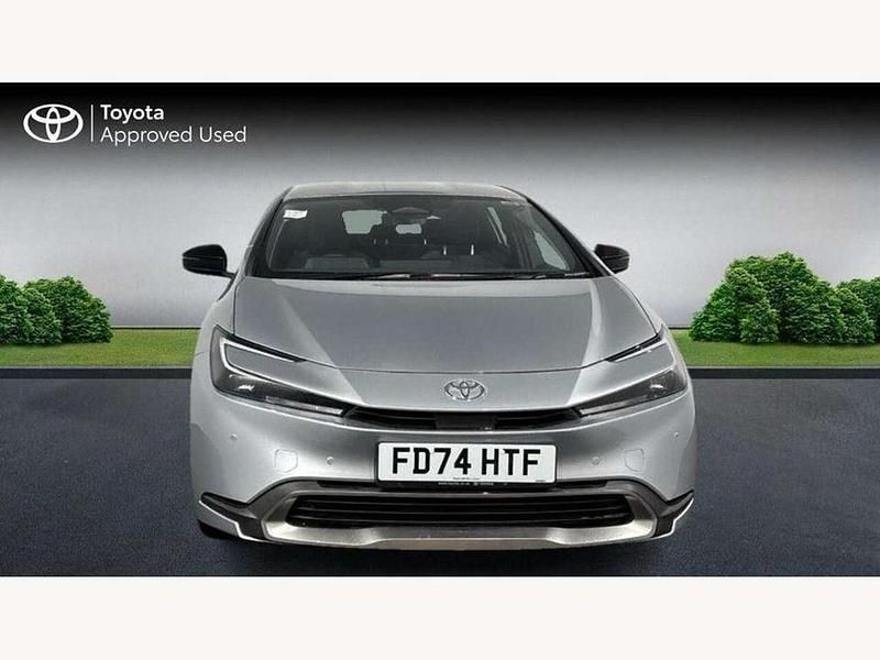 Used Toyota Prius Design 220 HP (161 kW) 2024 Silver Hatchback