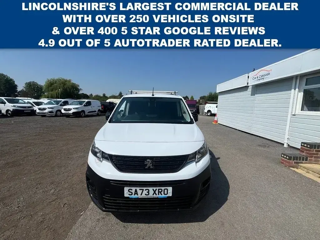 Used Peugeot Partner Premium 102 HP (75 kW) 2023 White MPV