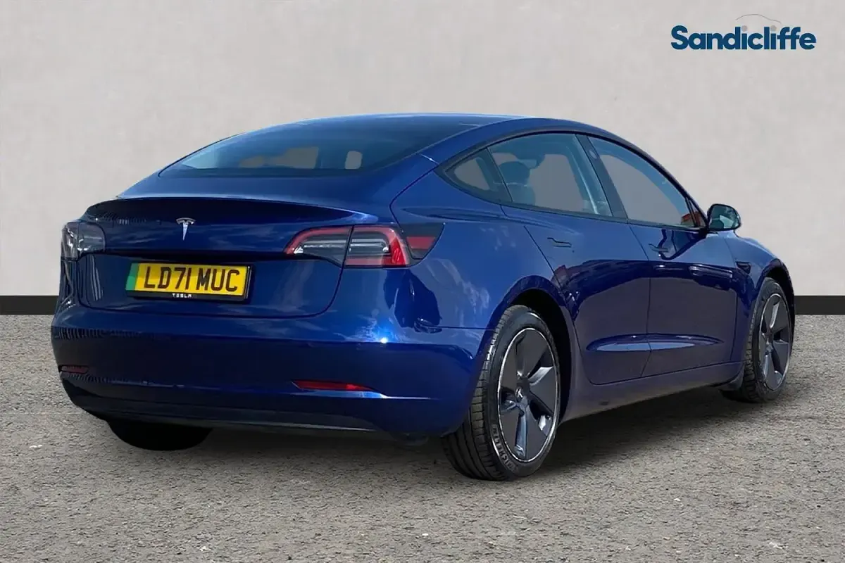 Used Tesla Model 3 RWD 239 kW (325 HP) 2021 Blue Sedan