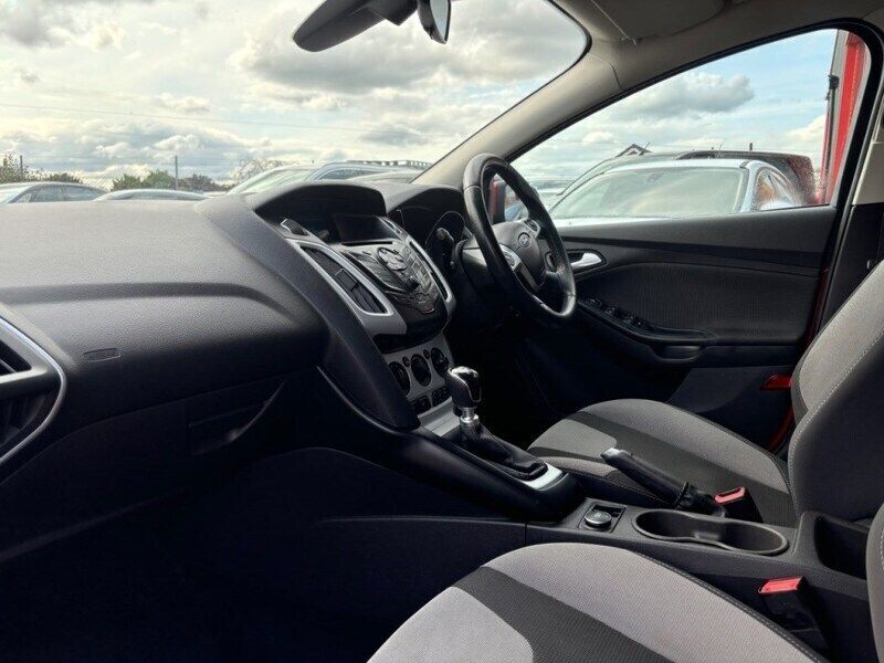 Image 3/4