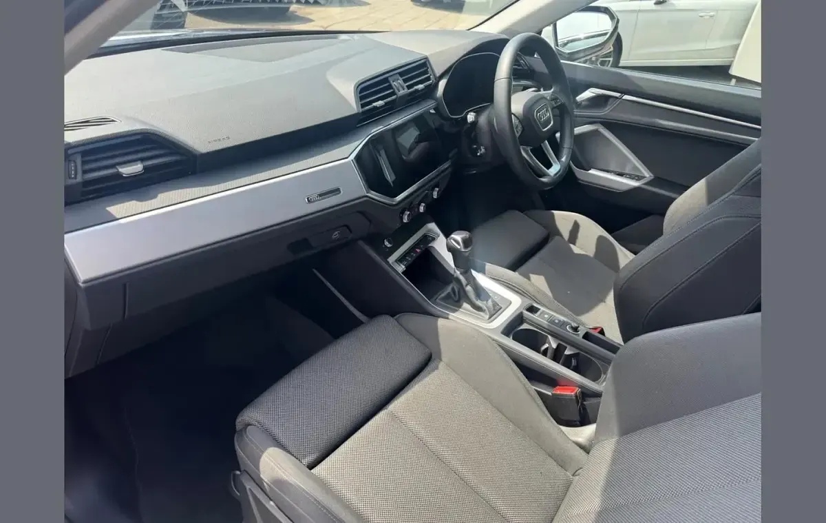 Used Audi Q3 Sport 150 HP (110 kW) 2023 Blue SUV