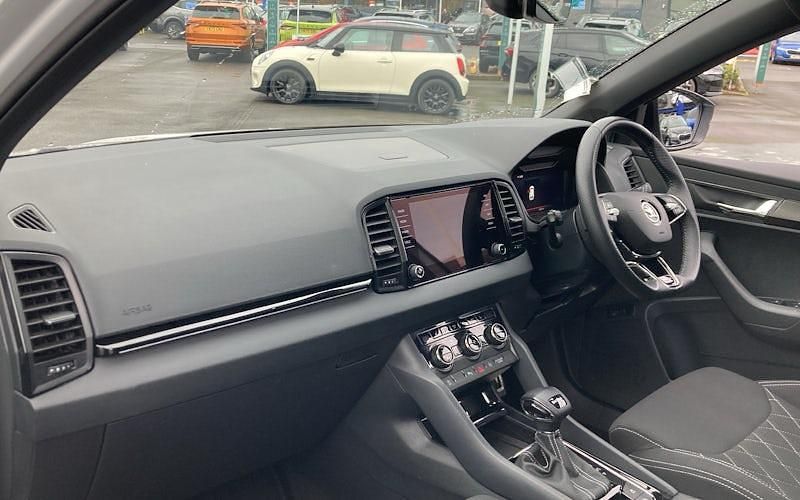 Used Skoda Karoq SportLine 150 HP (110 kW) 2024 SUV