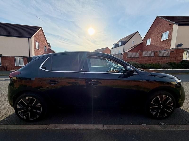 Used Vauxhall Corsa-e Elite 100 kW (136 HP) 2020 Black Hatchback