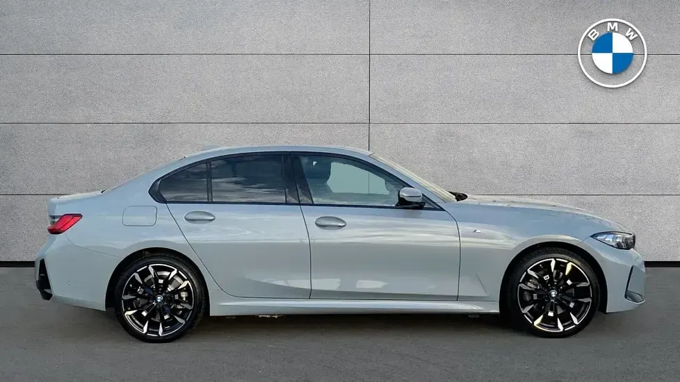 Used BMW 330e M Sport 288 HP (211 kW) 2025 Grey