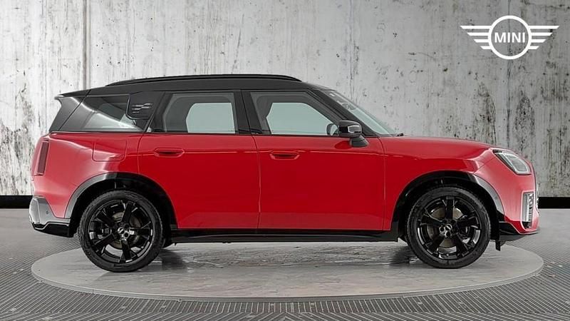 Used Mini Countryman 215 HP (158 kW) 2025 Red SUV