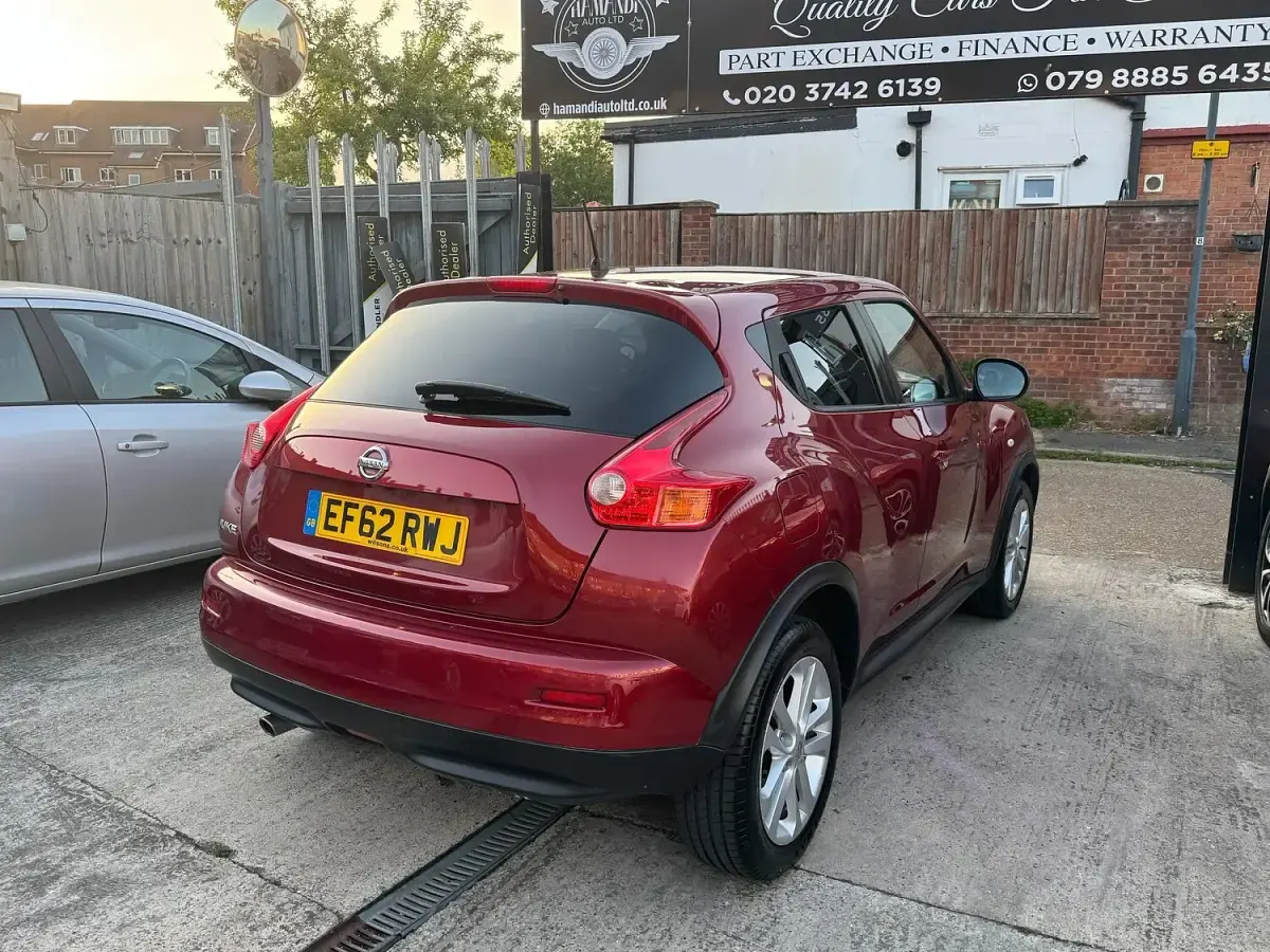 Used Nissan Juke Tekna 117 HP (86 kW) 2013 Red SUV
